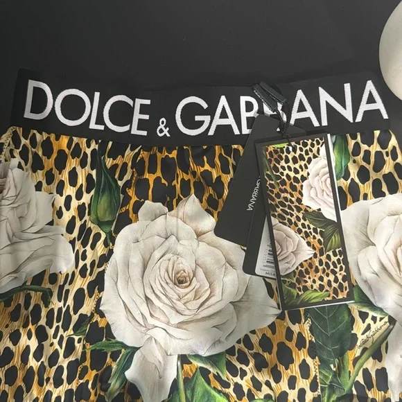 Dolce and Gabbana - Picture 5 of 5